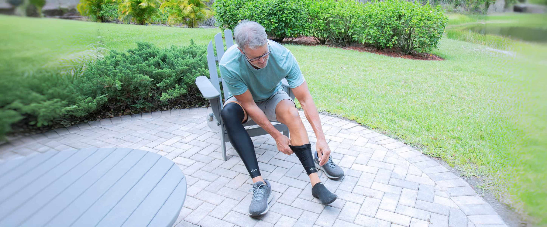 senior fitting leg compression