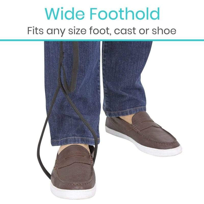 Wide Foothold Fits any size foot, cast or shoe